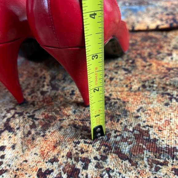 Albert Nipon Red Shoes size 8 - Picture 5 of 8